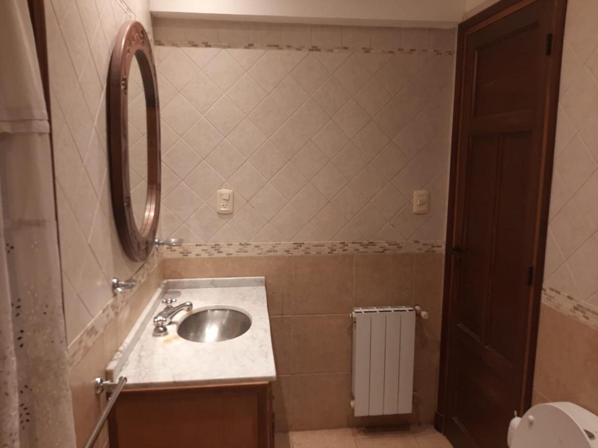 Вилла Casa Frente Al Parque San Martin Zona Residencial Мендоса Экстерьер фото